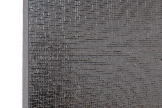 Julia Schewalie: Oily Black 0,5 (Detail)