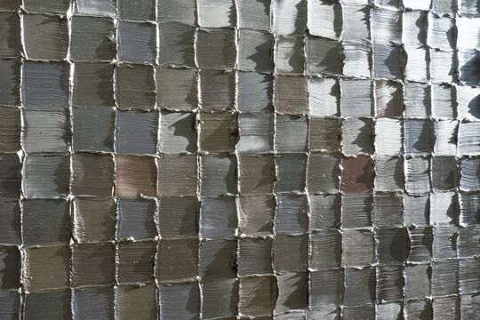 Julia Schewalie: Oily Drops