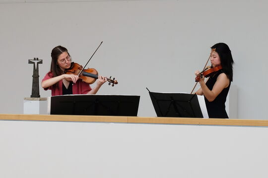 Violin-Duo M. Sekiguchi und S. Eppinger